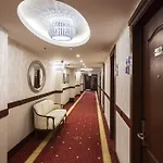 Izmir Palas Hotel מלון