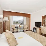 Izmir Palas Hotel איזמיר