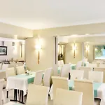Izmir Palas Hotel מלון