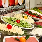 מלון Izmir Palas Hotel 4*