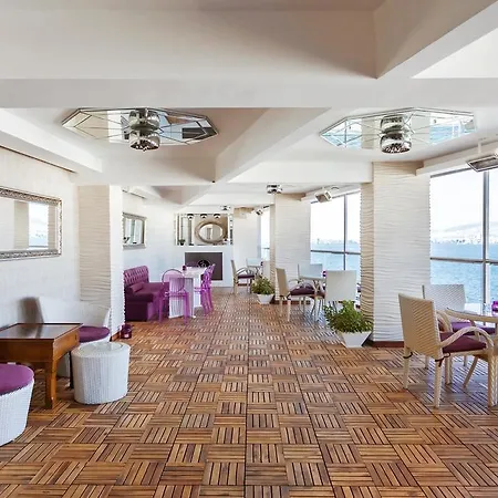 Отель Izmir Palas Hotel Измир