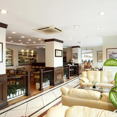 מלון Izmir Palas Hotel