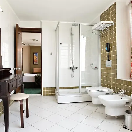 Отель Izmir Palas Hotel Измир