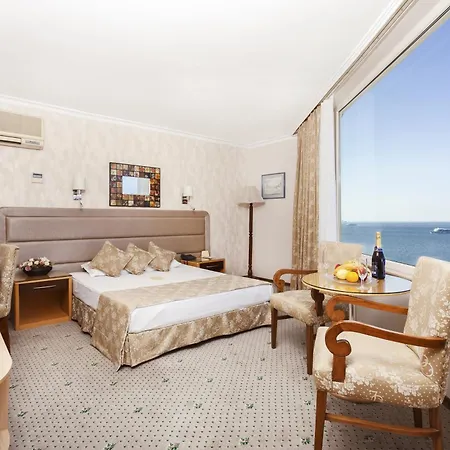 Izmir Palas Hotel 4* Измир