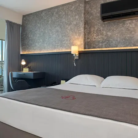 Izmir Palas Hotel 4* איזמיר