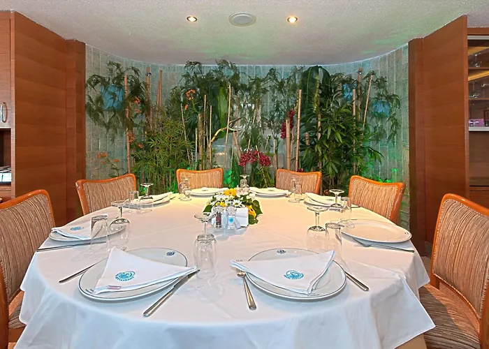 Izmir Palas Hotel Otel 4*