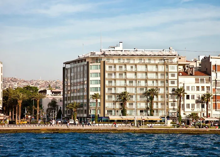 Izmir Palas Hotel Otel 4*