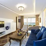 伊兹密尔帕拉斯酒店 4* 伊兹密尔