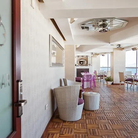 伊兹密尔帕拉斯酒店