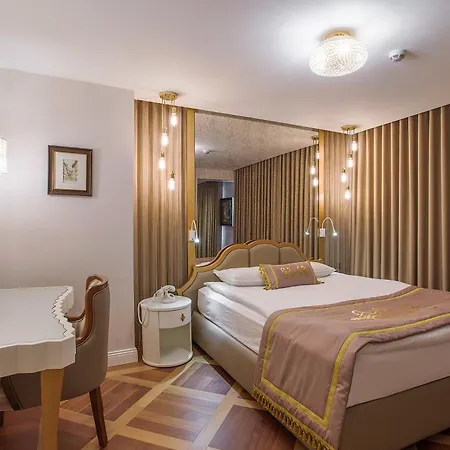 Izmir Palas Hotel 4*