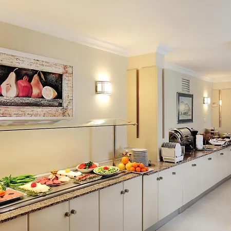 Izmir Palas Hotel 4*