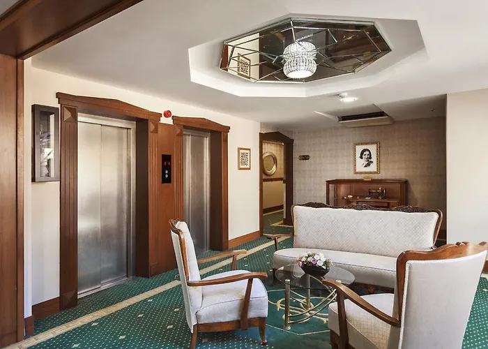 Izmir Palas Hotel 4* Esmirna